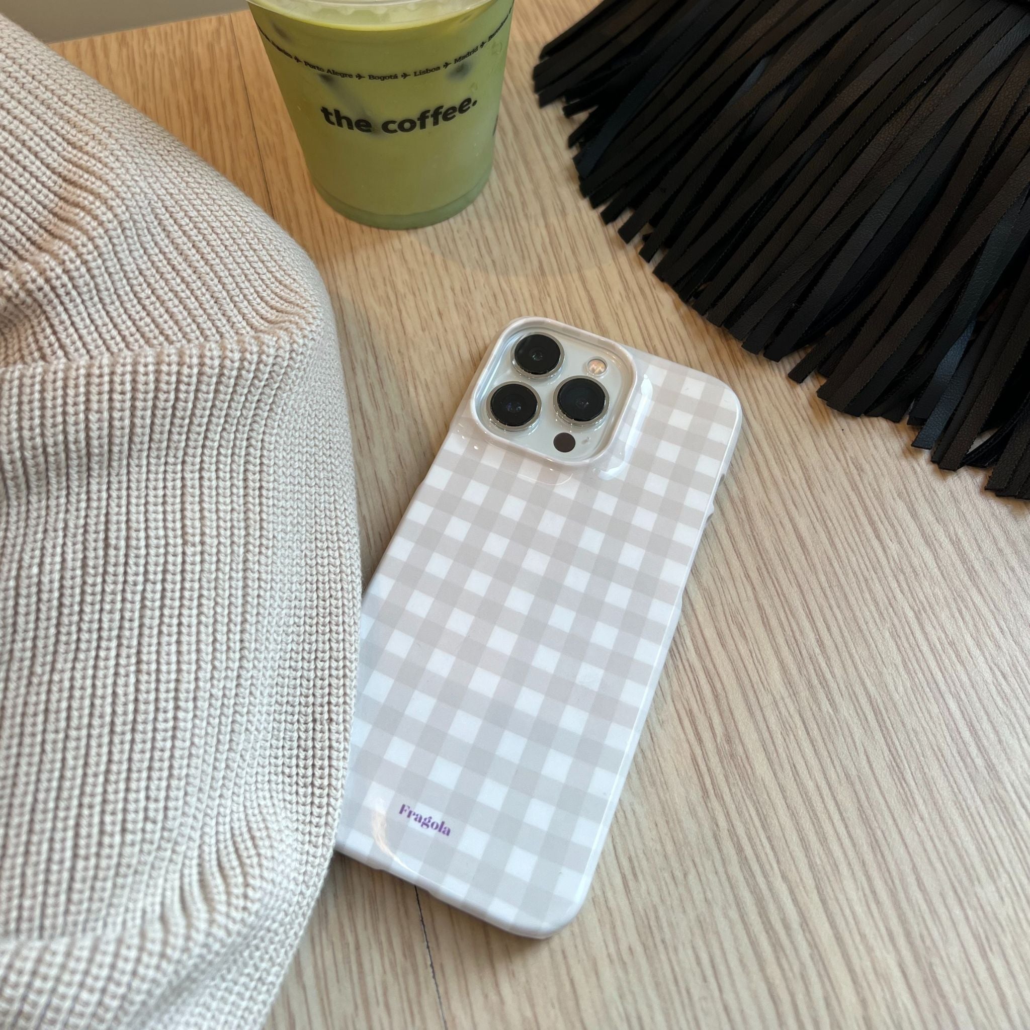 CREAM PUFF - iPhone 17 CREAM PUFF - iPhone 17