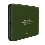 JE NE SAIS QUOI — Laptop Sleeve
