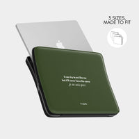 JE NE SAIS QUOI — Laptop Sleeve